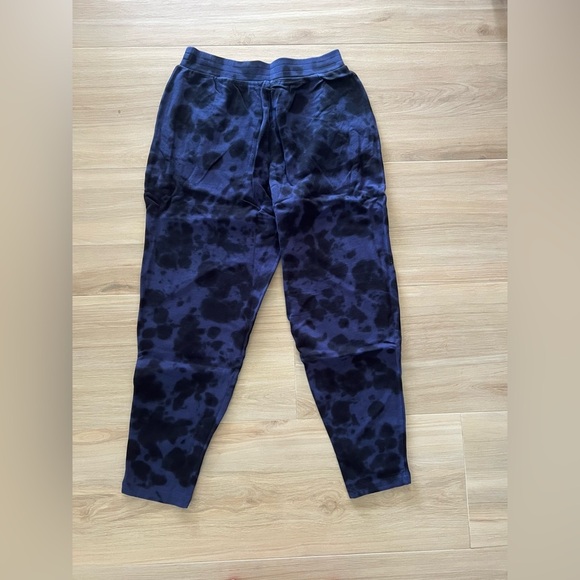 525 Revolve Anthropologie Women’s Black Tie-Dye Joggers Streetwear Sweatpants - Picture 5 of 6